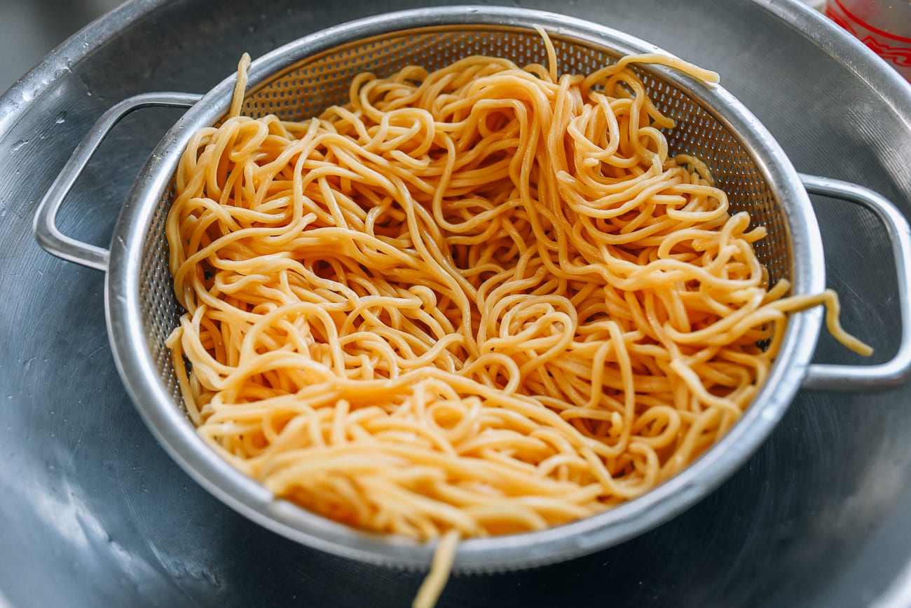 how-to-cook-fresh-lo-mein-noodles