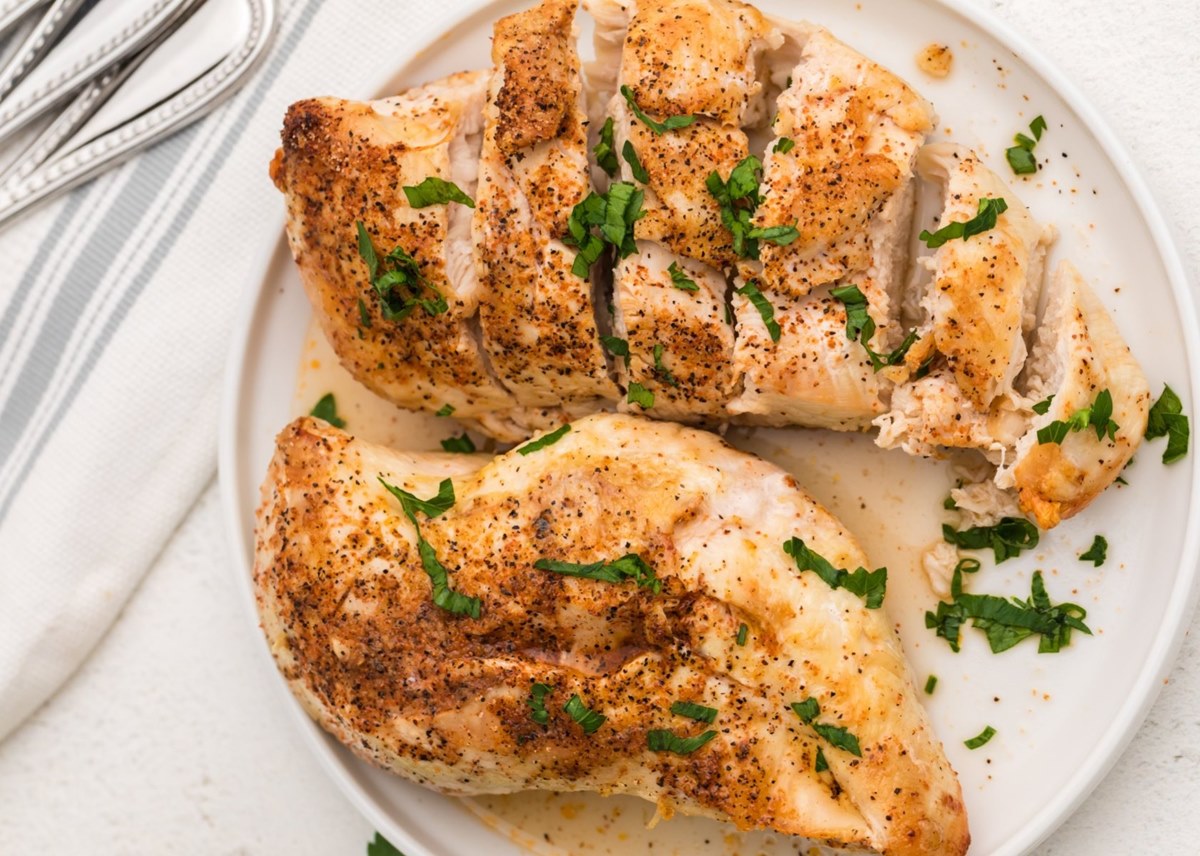 how-to-cook-frozen-chicken-breast-in-the-air-fryer