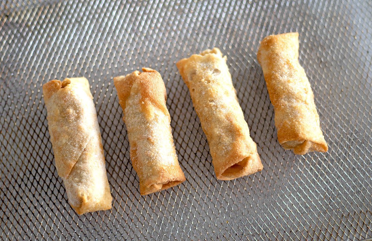 how-to-cook-frozen-egg-roll-in-air-fryer