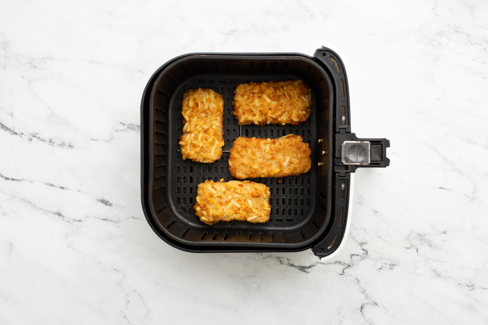 how-to-cook-frozen-hashbrowns-in-an-air-fryer