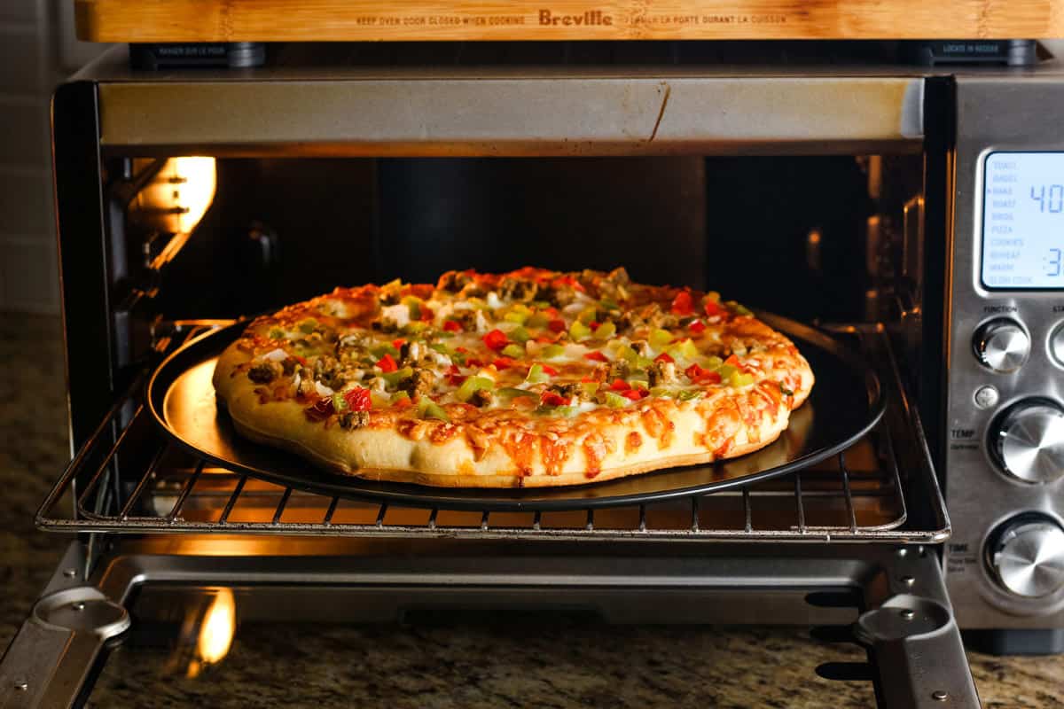 how-to-cook-frozen-pizza-in-oven