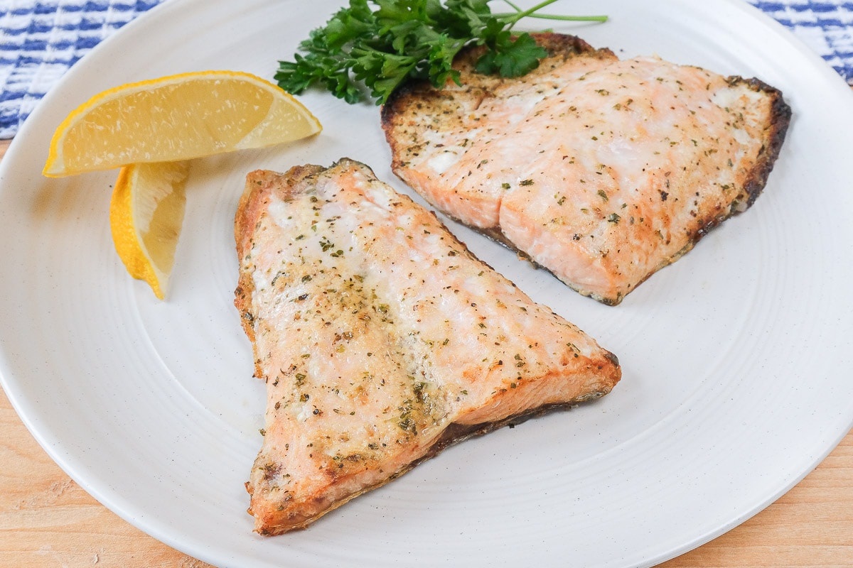 how-to-cook-frozen-salmon-in-airfryer