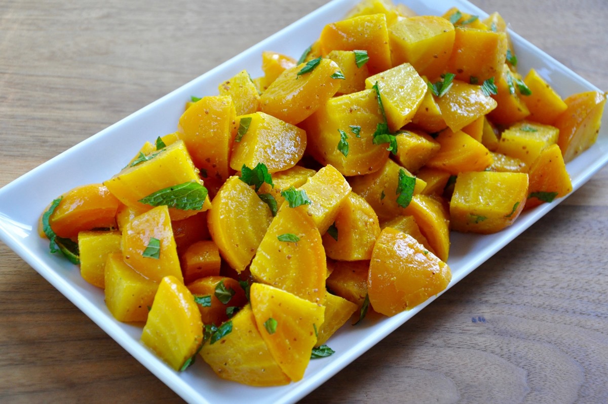 how-to-cook-golden-beets-for-salad