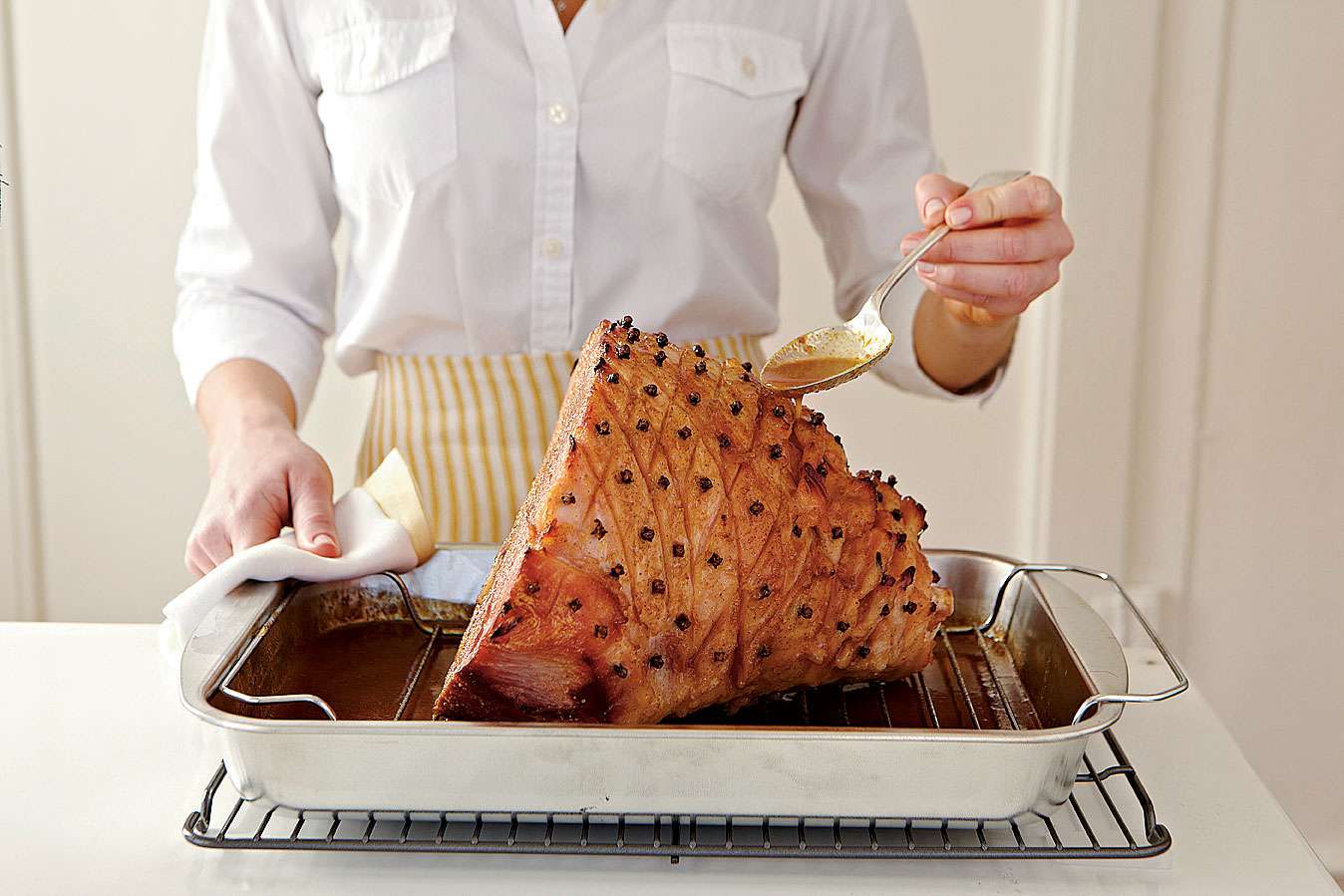 how-to-cook-half-ham-in-oven