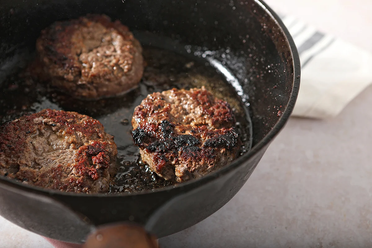 how-to-cook-hamburger-on-skillet