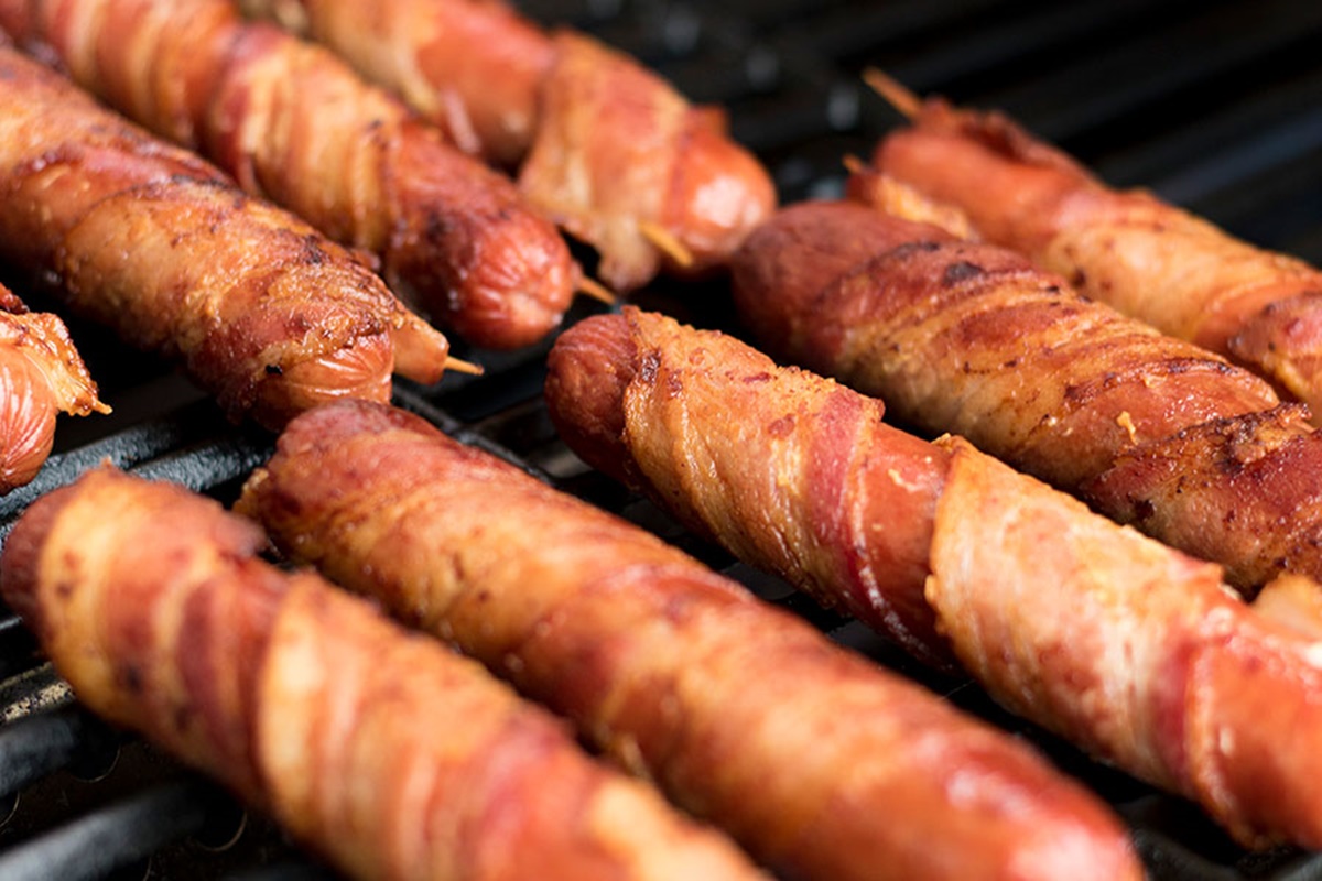 how-to-cook-hotdogs-on-the-grill