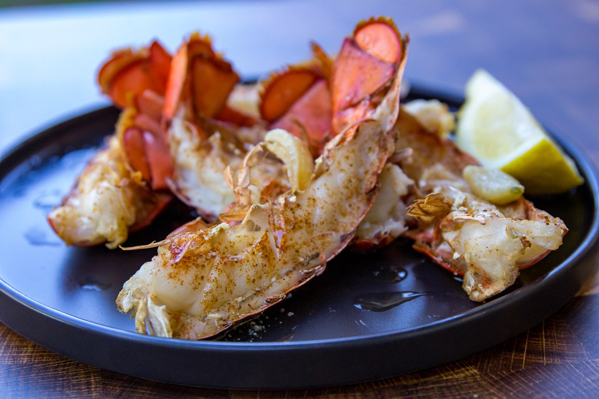 how-to-cook-lobster-tail-on-blackstone