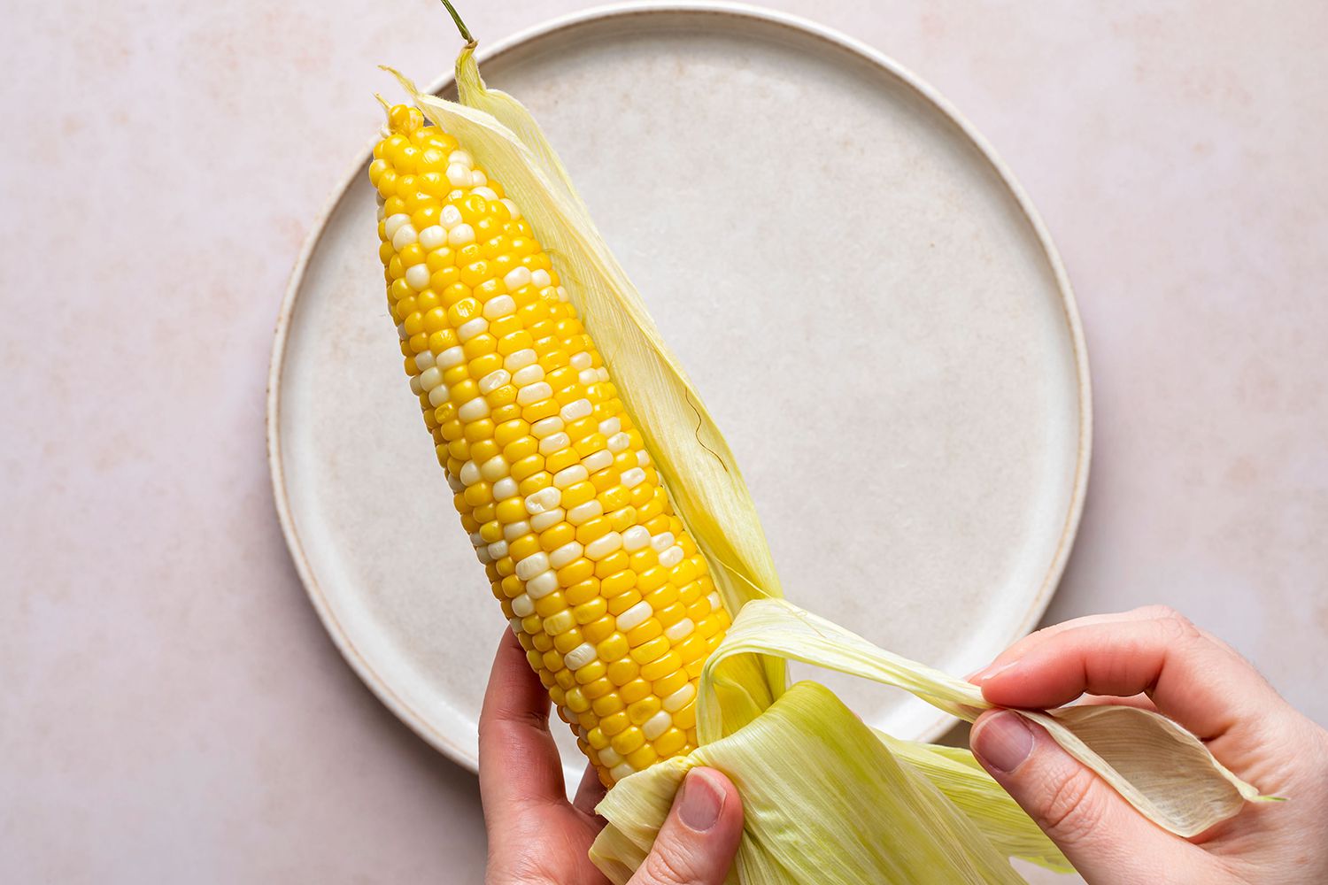 how-to-cook-microwave-corn-on-the-cob