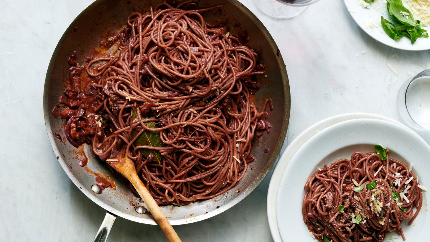 how-to-cook-pasta-in-red-wine