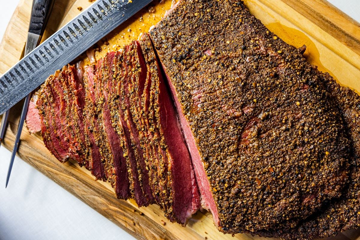how-to-cook-pastrami-on-the-stove