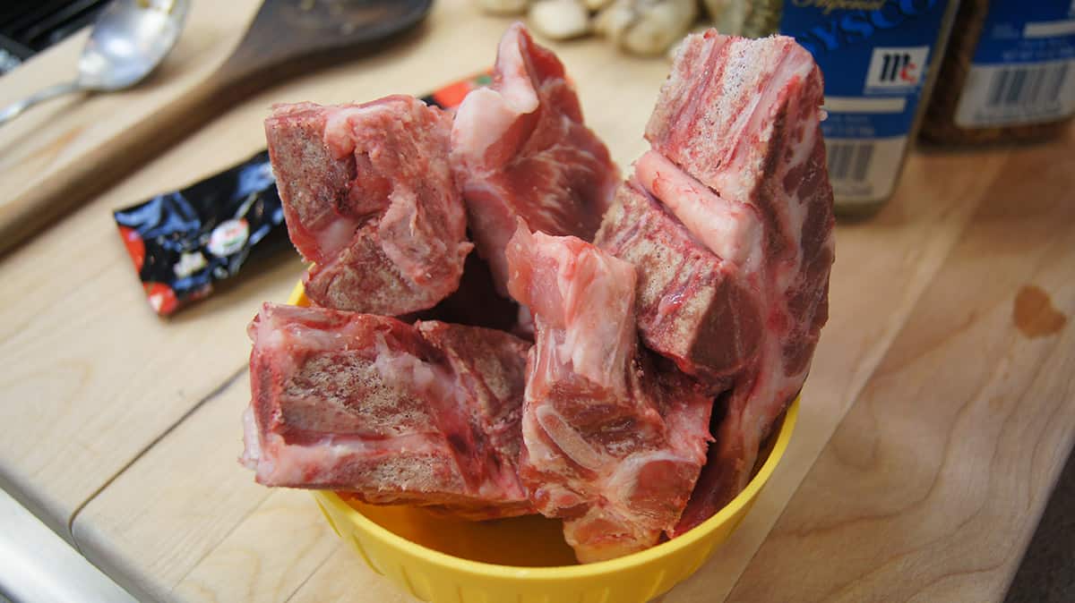 How To Cook Pork Neck Bones In A Crock Pot - Recipes.net