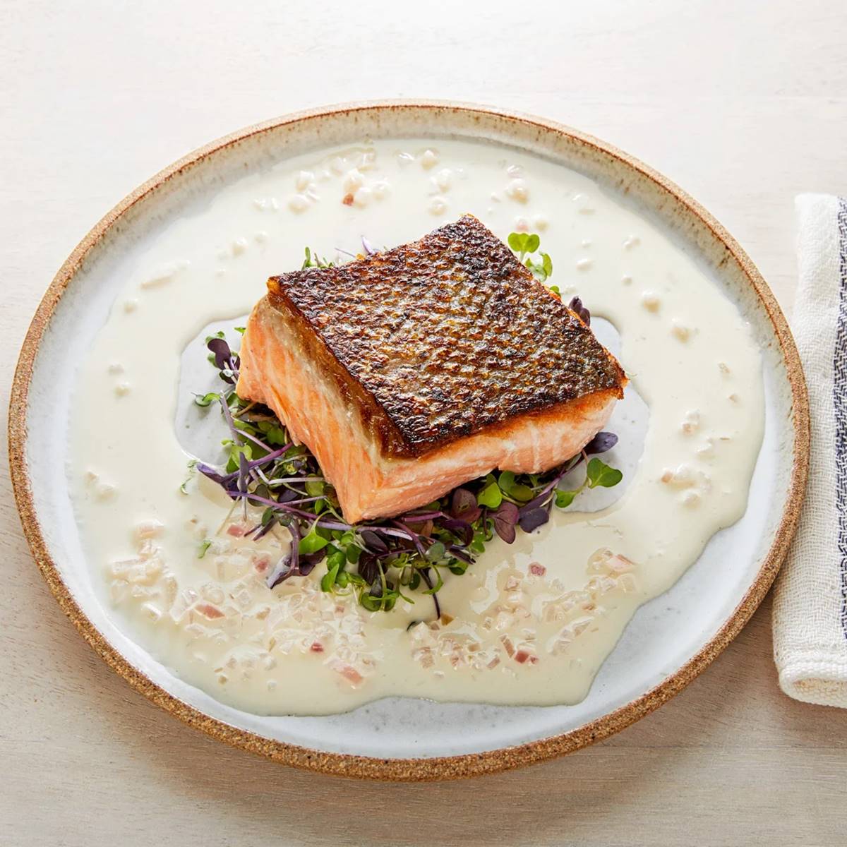 how-to-cook-salmon-with-crispy-skin