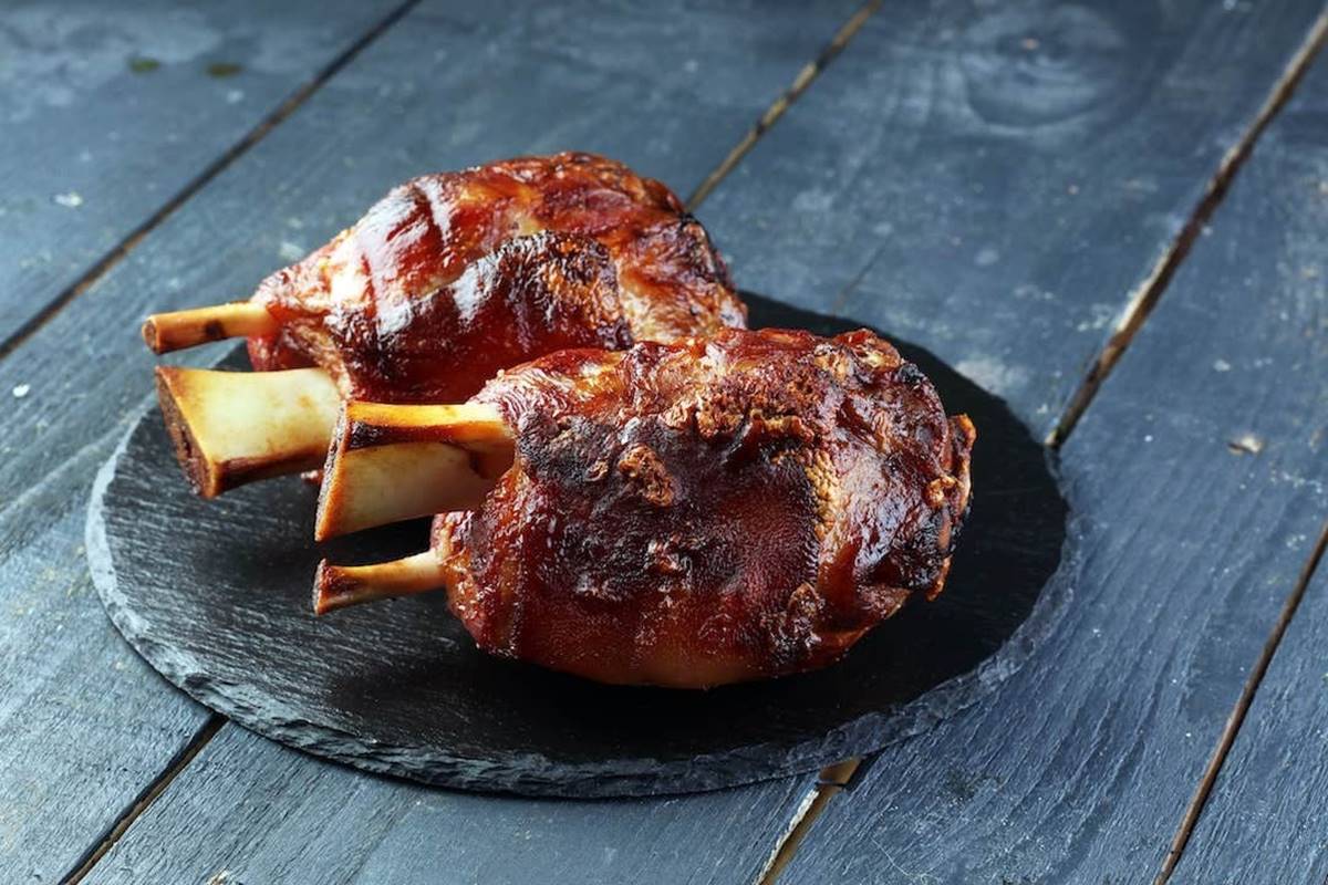 how-to-cook-smoked-pork-shank