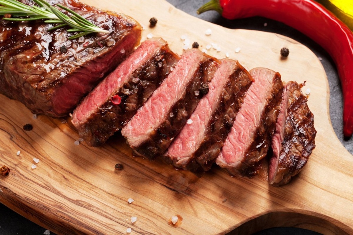 how-to-cook-strip-steak-on-the-grill