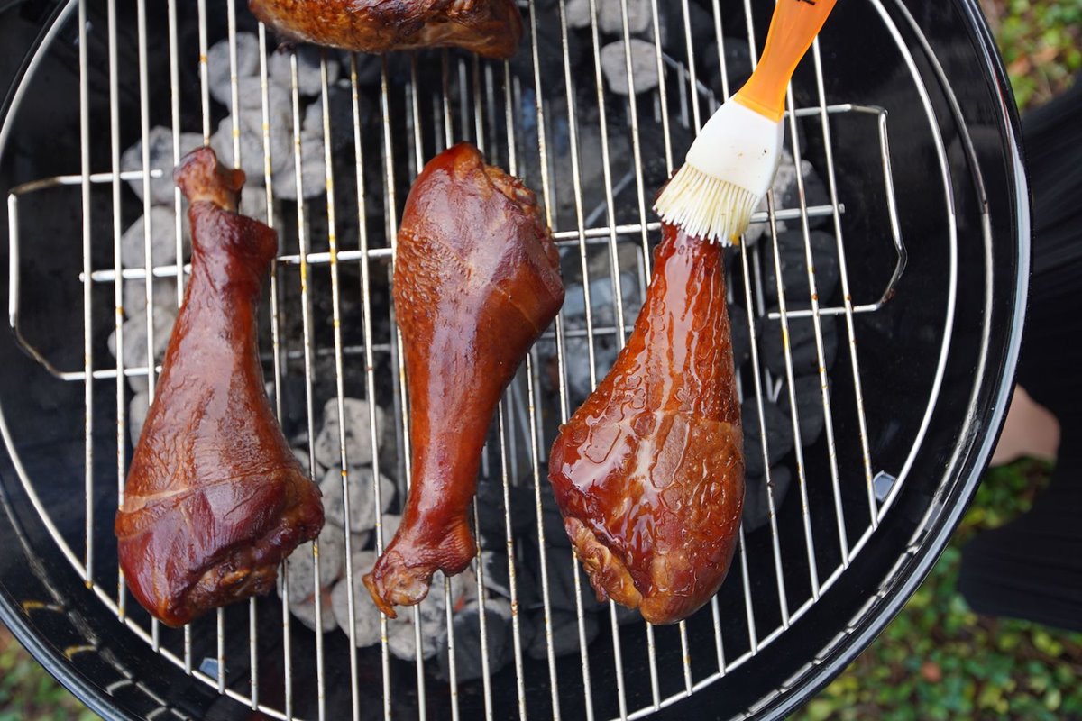 how-to-cook-turkey-legs-on-gas-grill