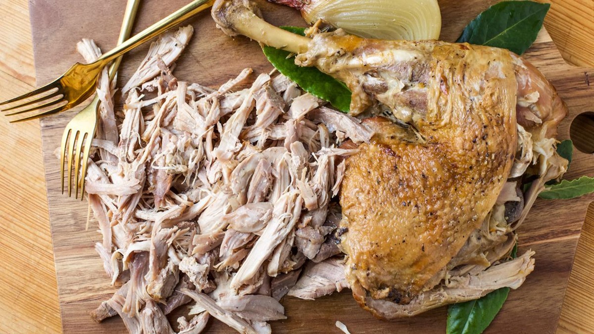 how-to-cook-turkey-thighs-in-a-crock-pot