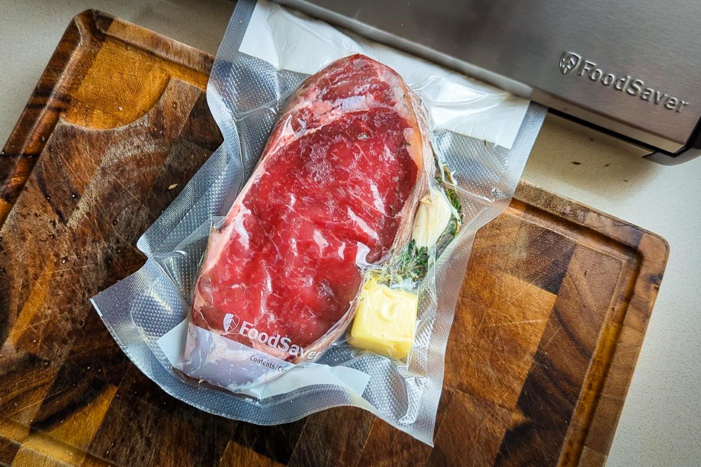 Do You Need a Vaccuum Sealer to Cook Sous Vide?