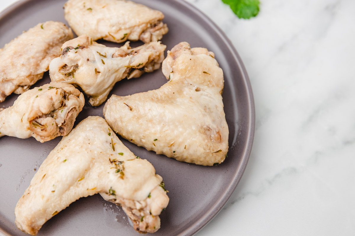 how-to-blanch-chicken-wings