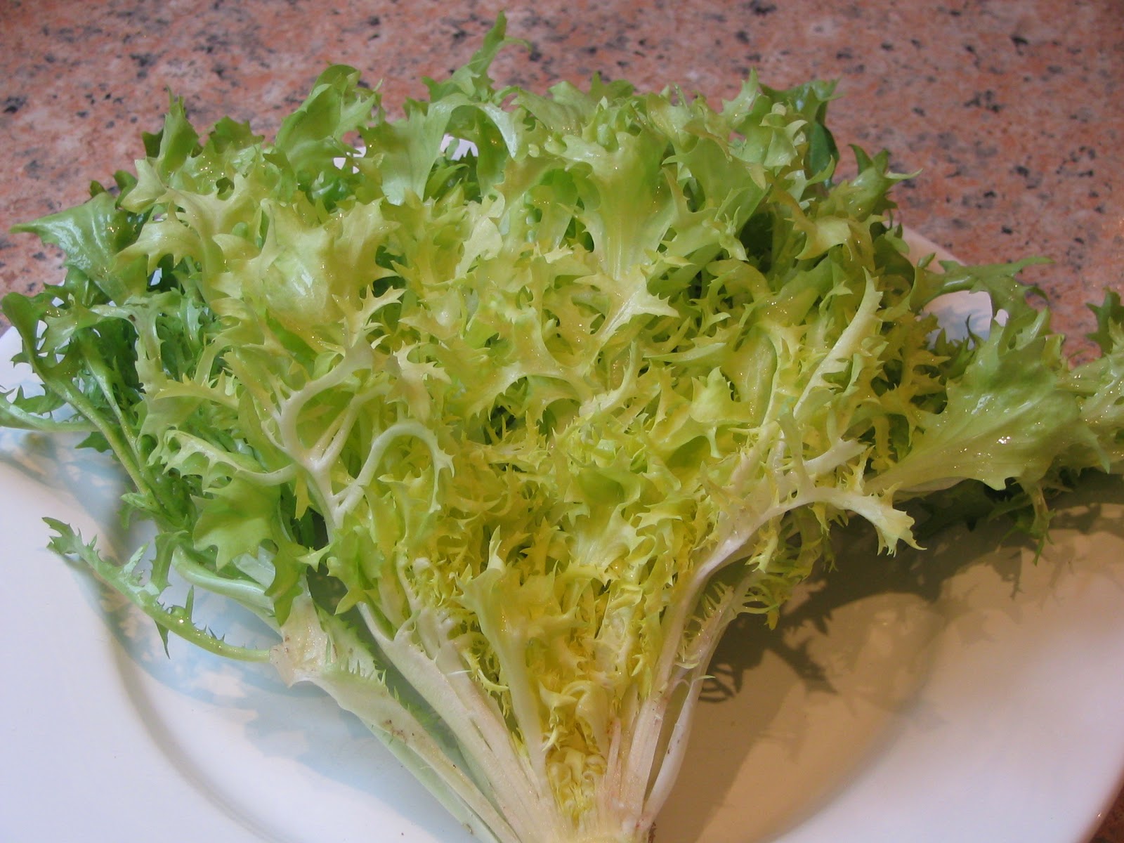 how-to-blanch-curly-endive