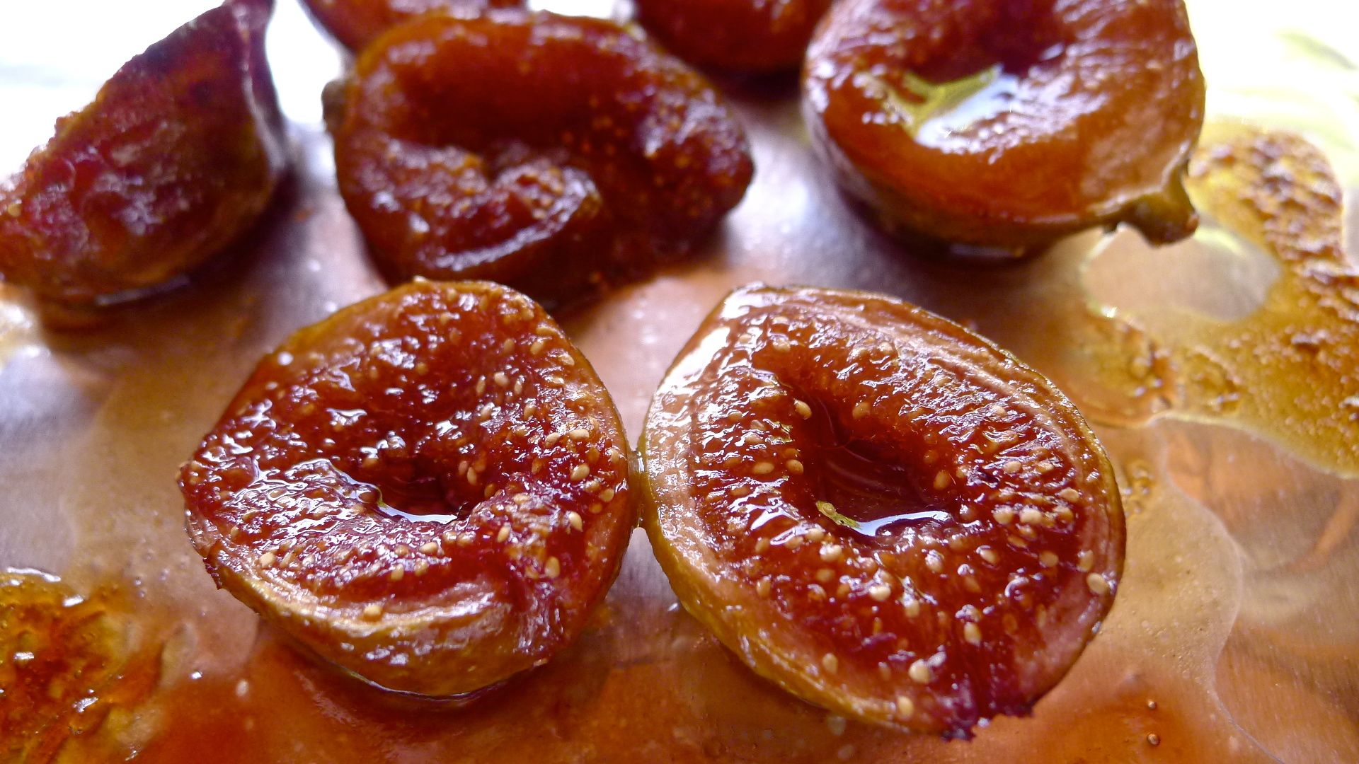 how-to-caramelize-figs