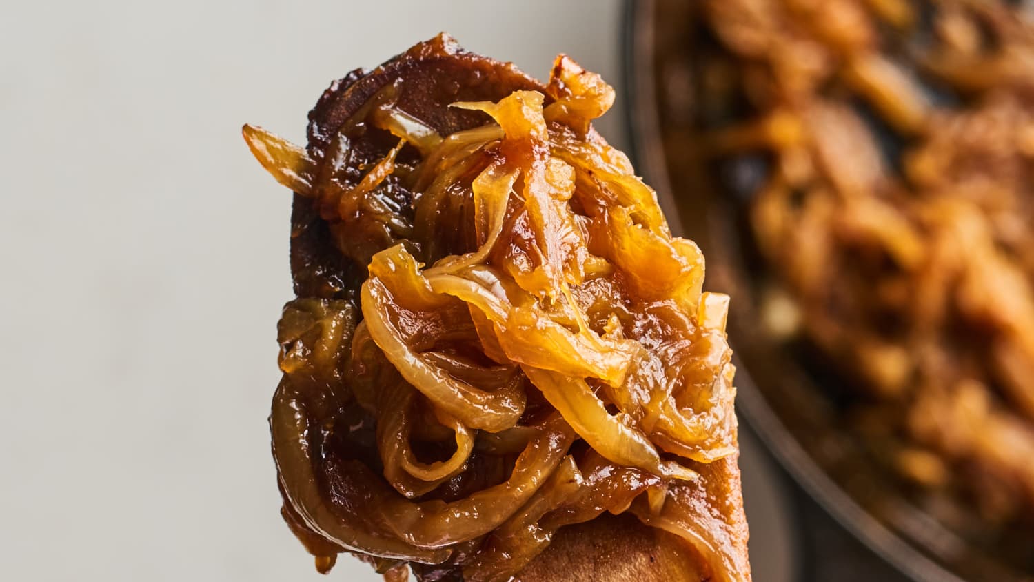 How To Caramelize Onion Without Watching - Recipes.net