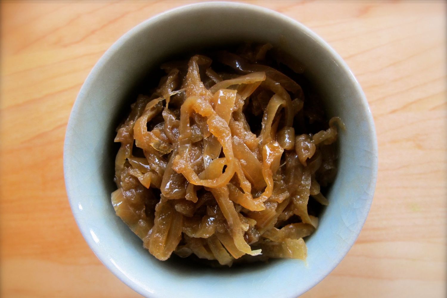 how-to-caramelize-onions-in-the-slow-cooker