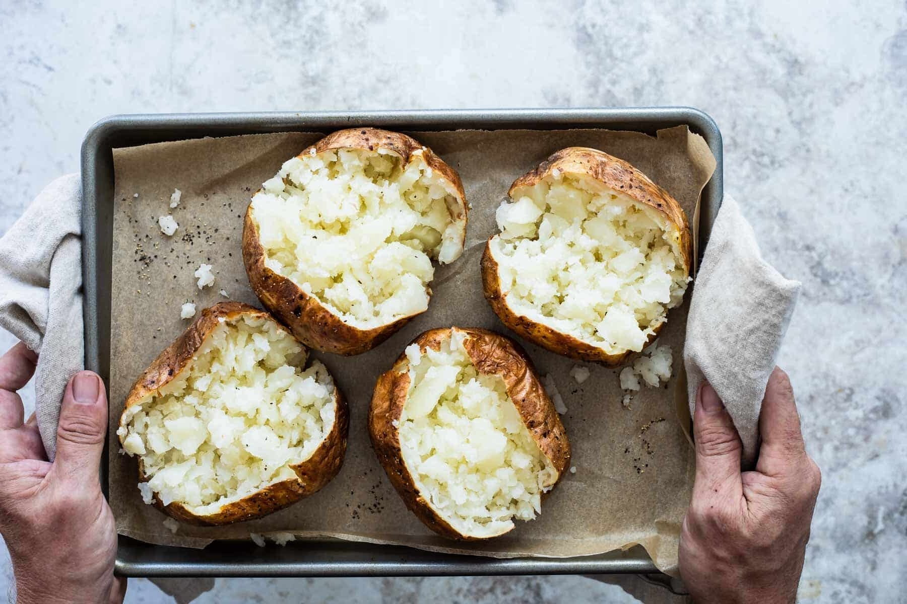 how-to-cook-a-bake-potato-in-the-air-fryer