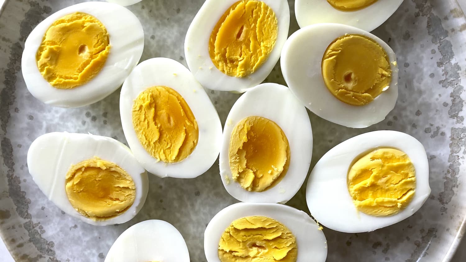 how-to-cook-a-boiled-egg-in-the-air-fryer