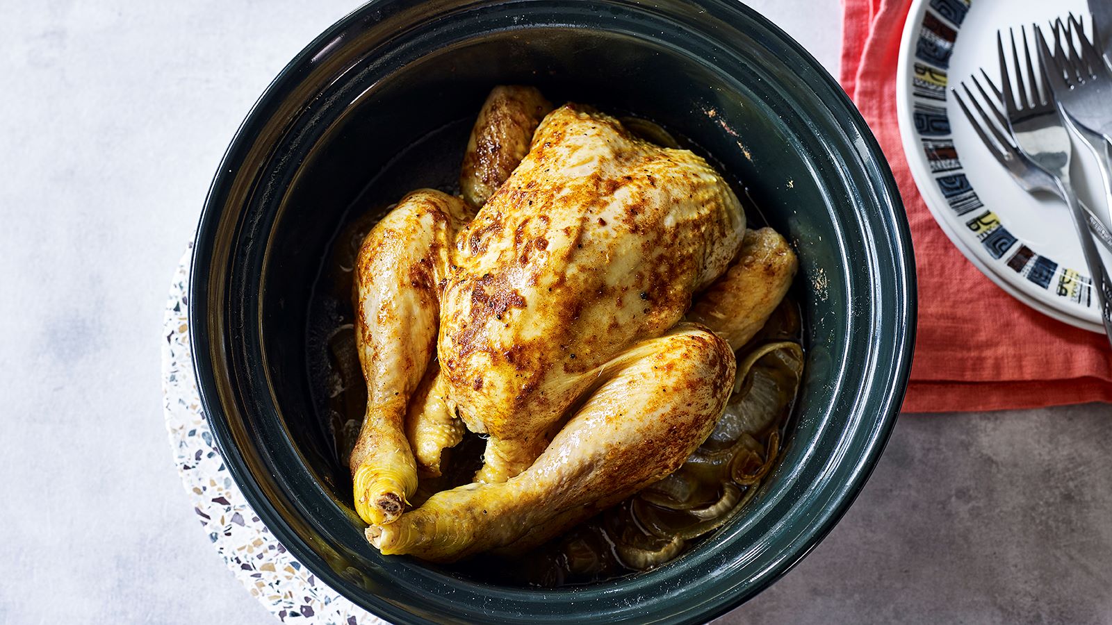 how-to-cook-a-chicken-in-the-slow-cooker