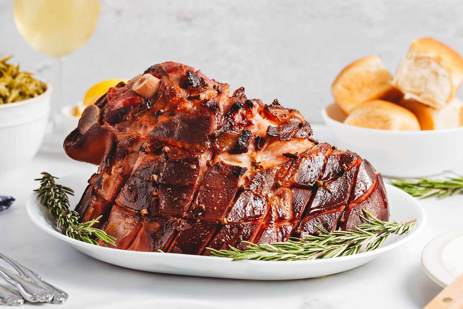 how-to-cook-a-glazed-ham-with-brown-sugar