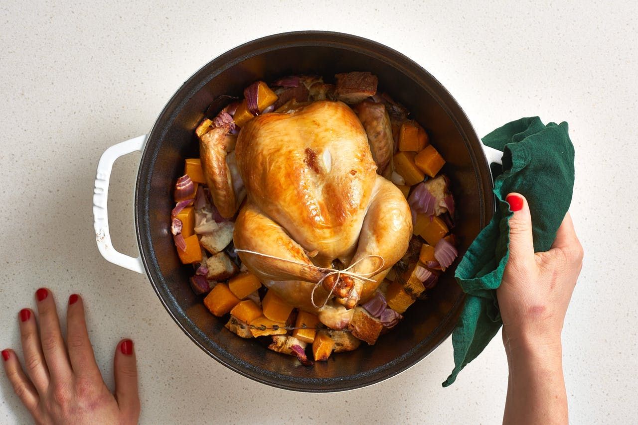 how-to-cook-a-whole-chicken-in-a-dutch-oven-on-the-stove