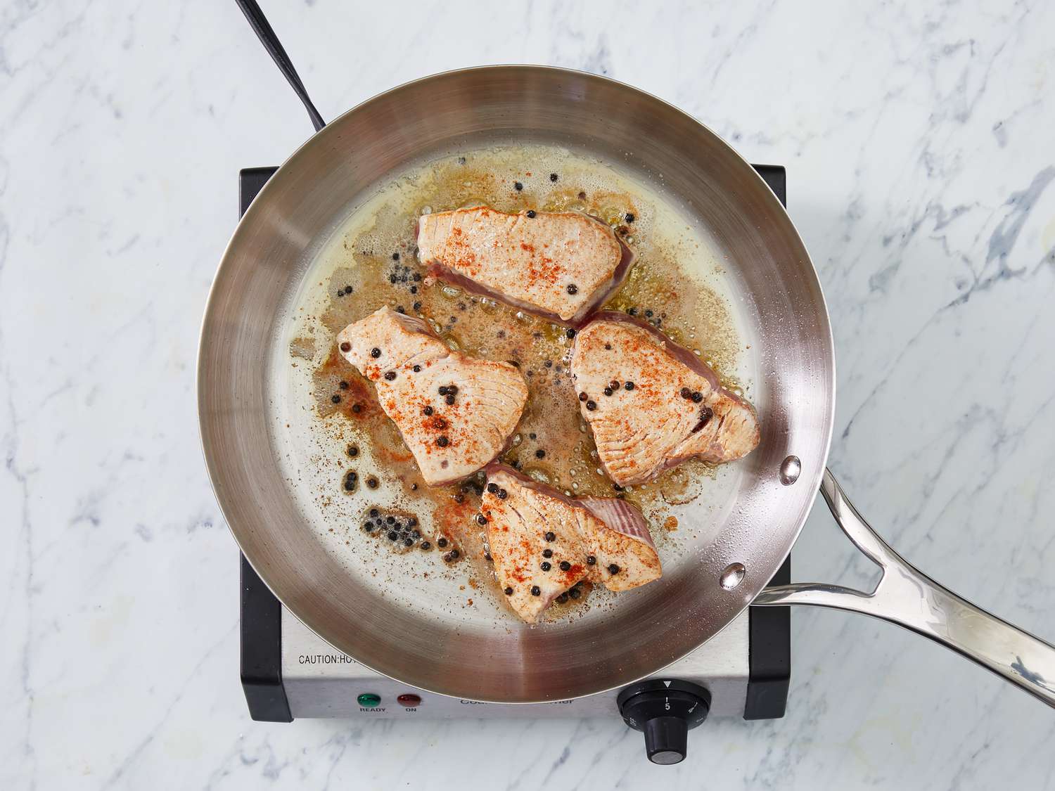 how-to-cook-ahi-tuna-steak-on-stove
