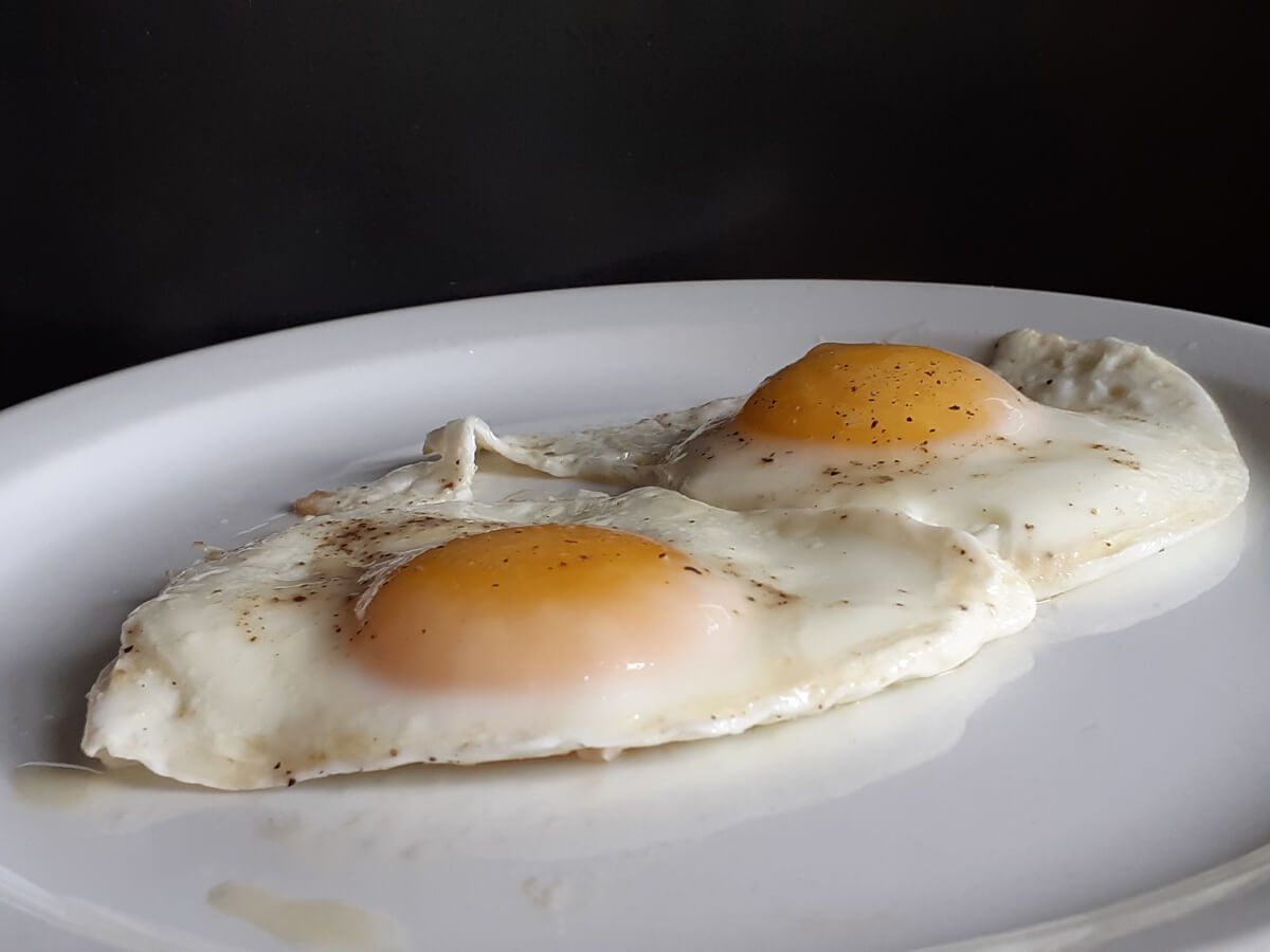 how-to-cook-an-egg-sunny-side-up