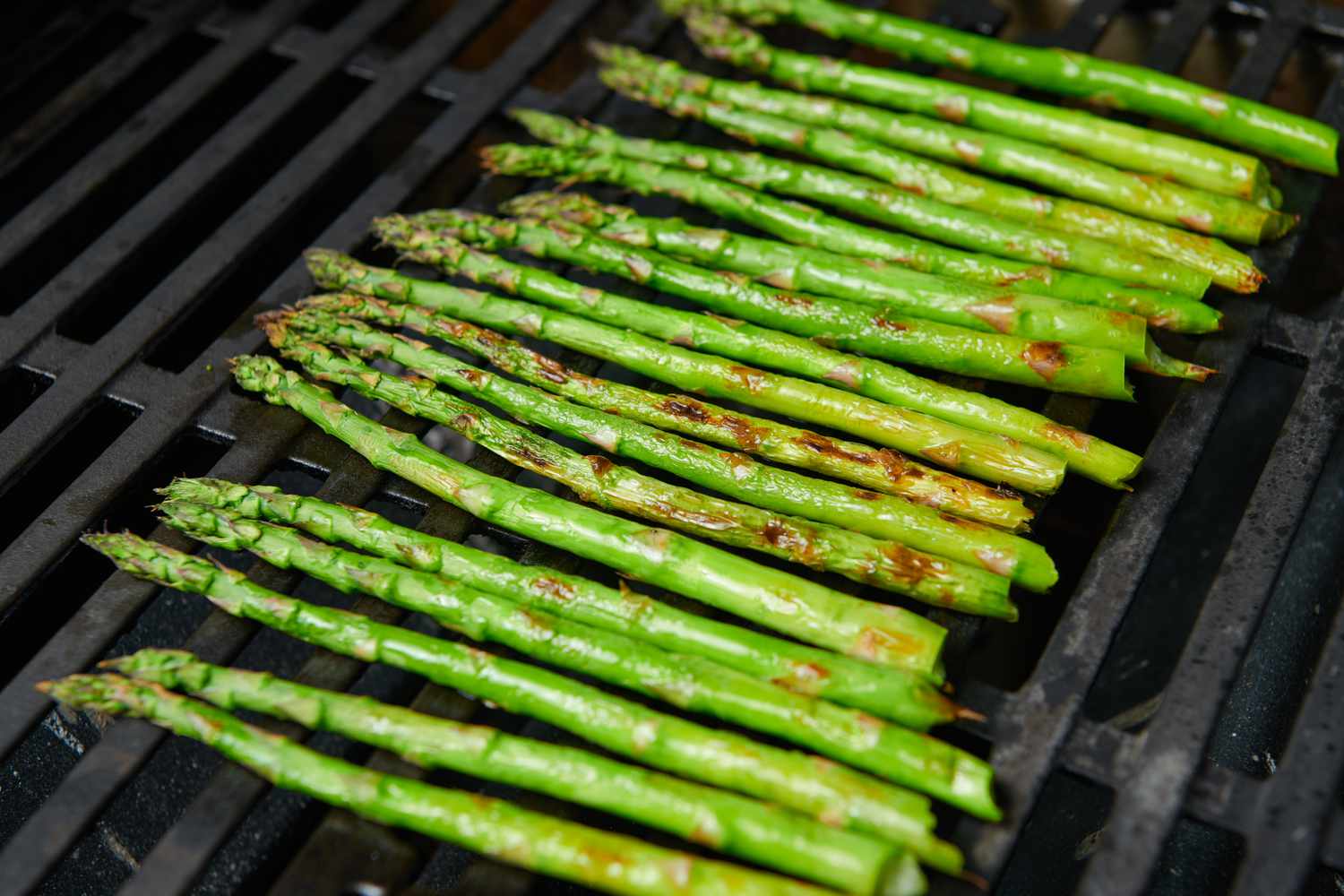how-to-cook-asparagus-on-a-grill