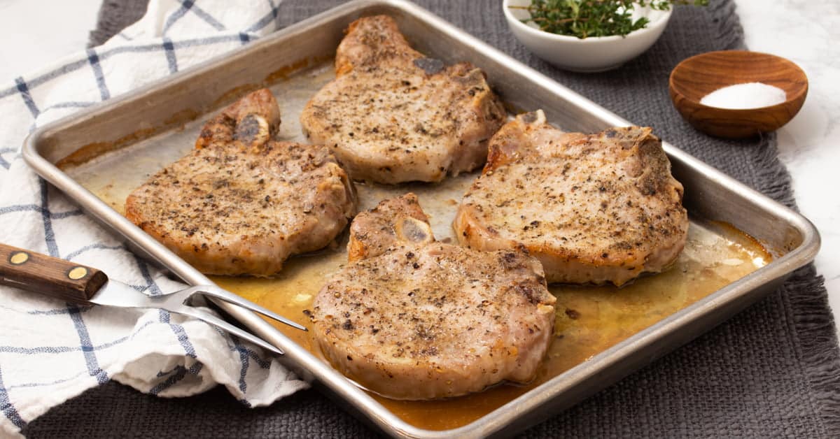 how-to-cook-baked-pork-chops-in-the-oven
