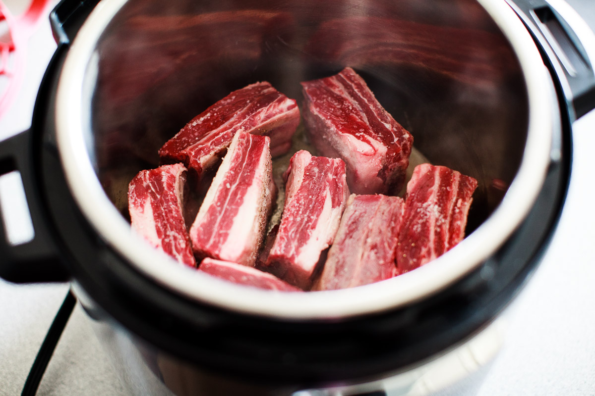 how-to-cook-beef-ribs-in-instant-pot