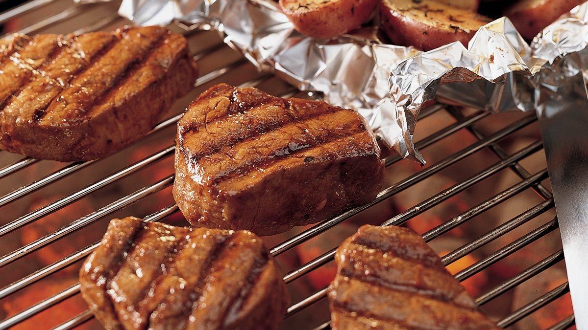 how-to-cook-beef-tenderloin-on-grill
