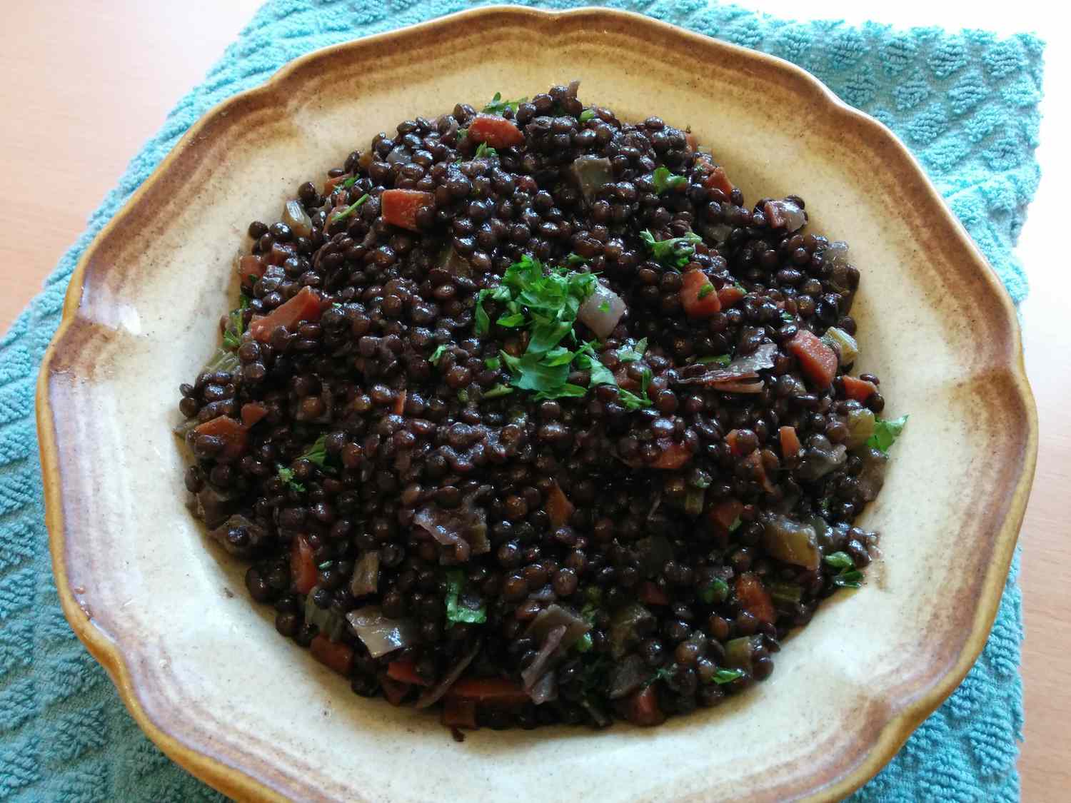 how-to-cook-black-lentils-on-the-stove