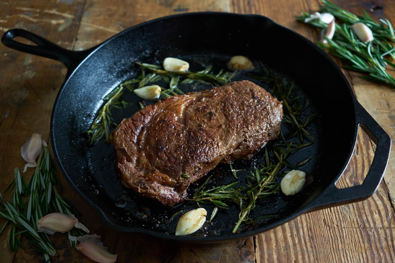 How To Cook Boneless Ribeye Steak In Cast Iron Skillet 