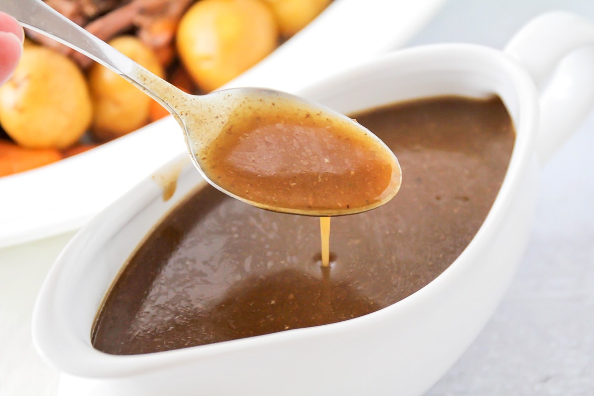 how-to-cook-brown-gravy