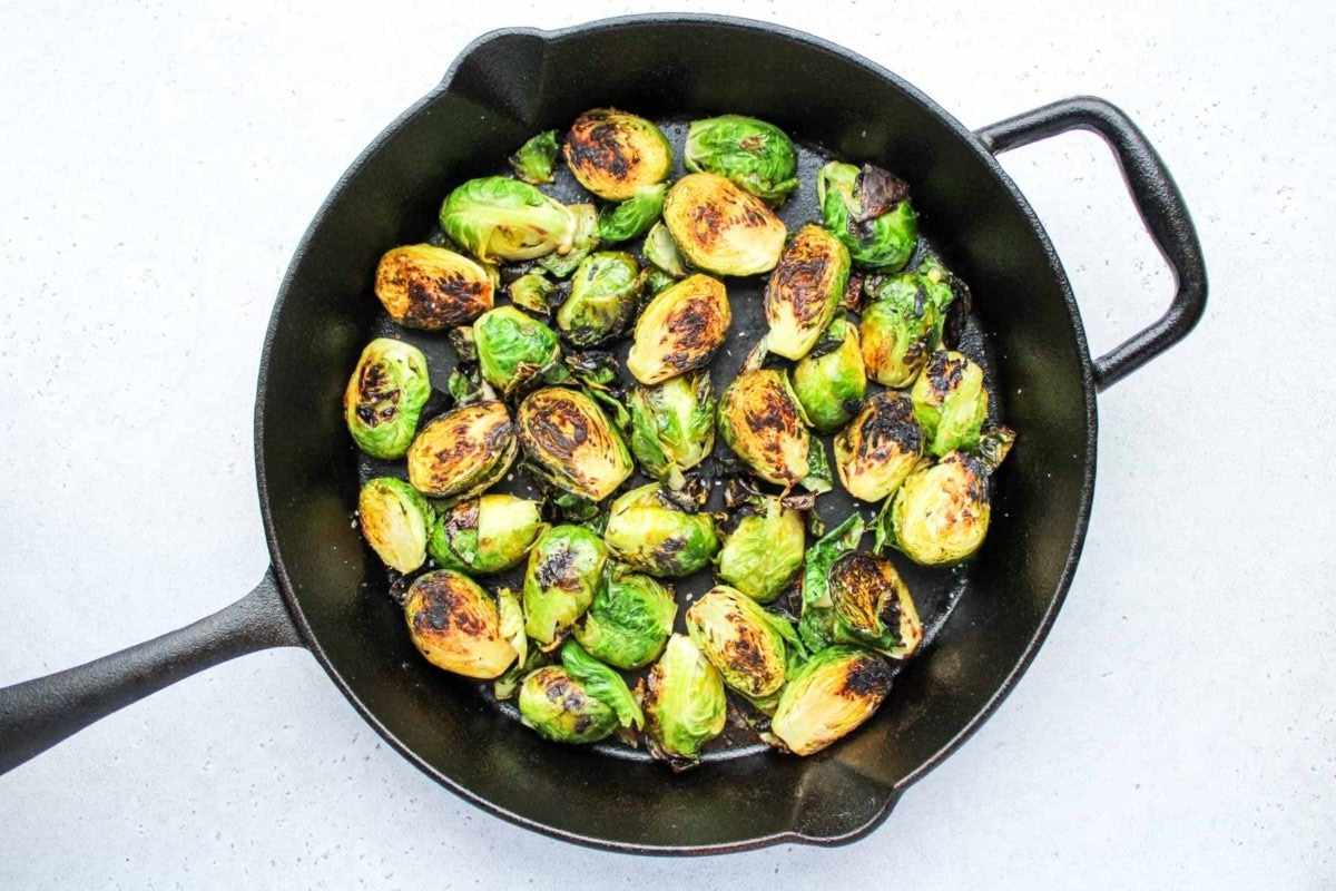 how-to-cook-brussel-sprouts-in-cast-iron