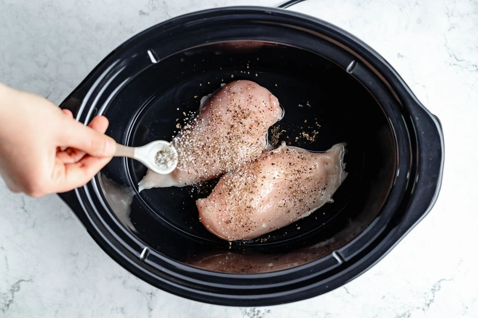 how-to-cook-chicken-breast-in-the-slow-cooker