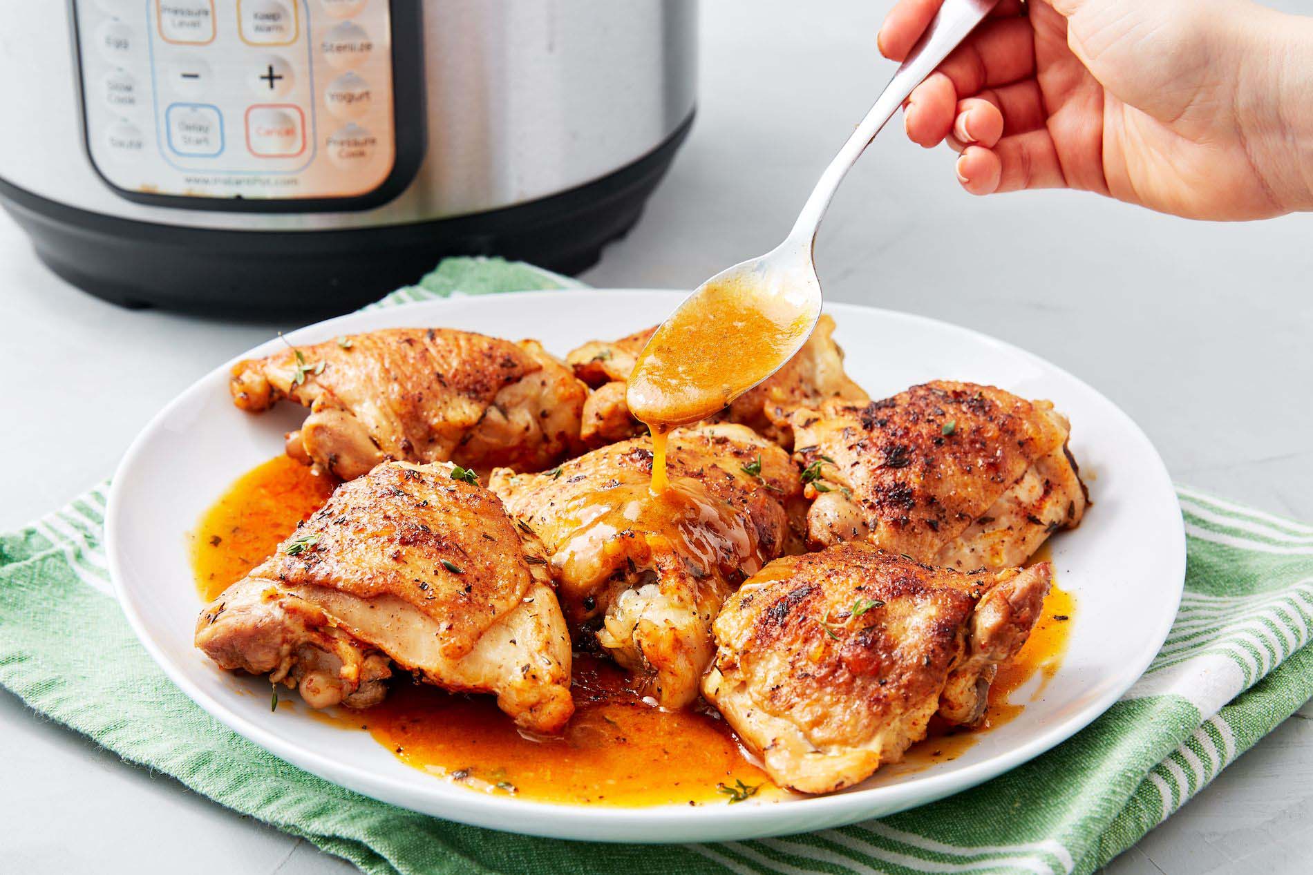 How To Cook Chicken Thighs In Pressure Cooker - Recipes.net