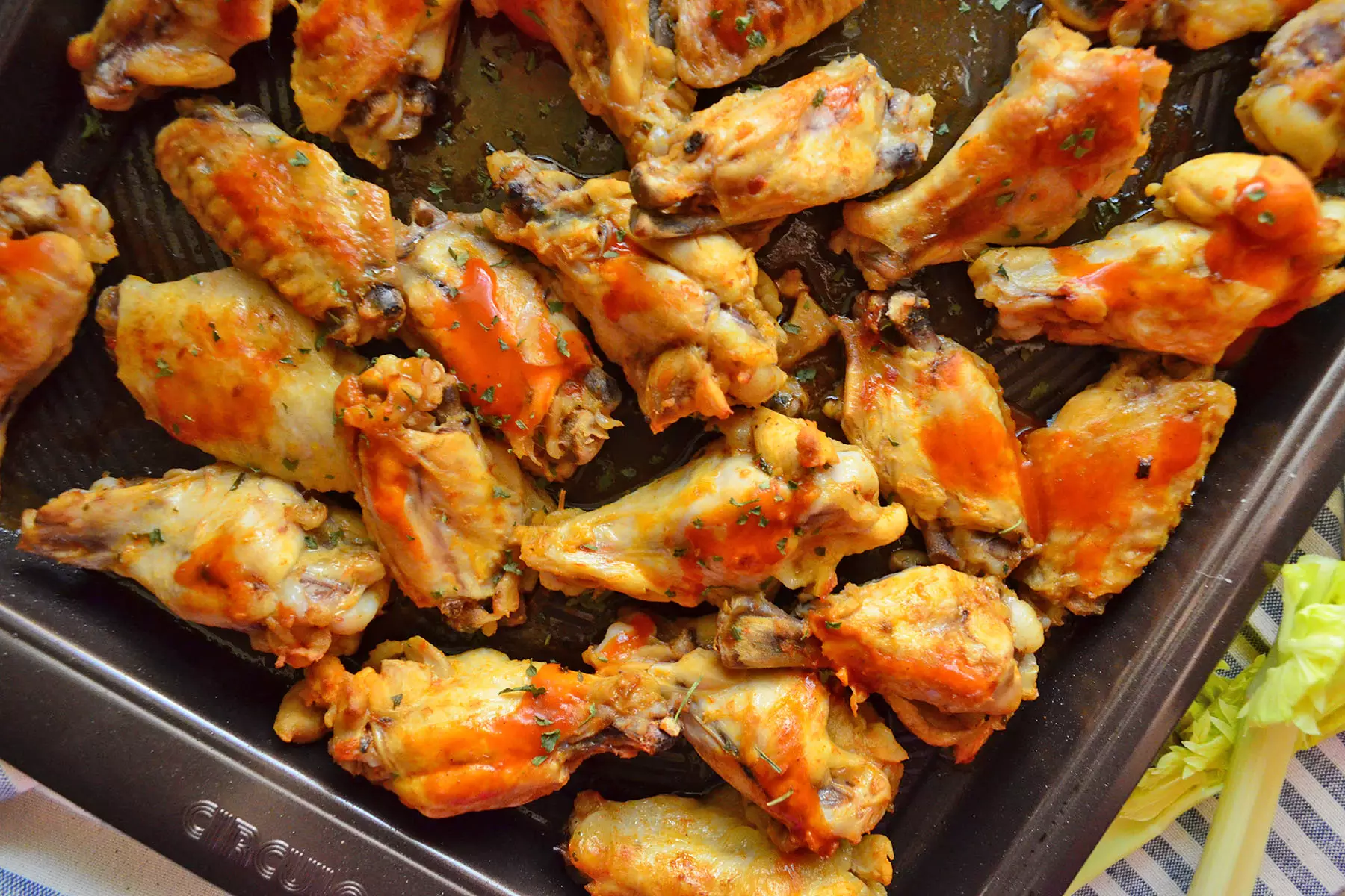 how-to-cook-chicken-wings-in-slow-cooker
