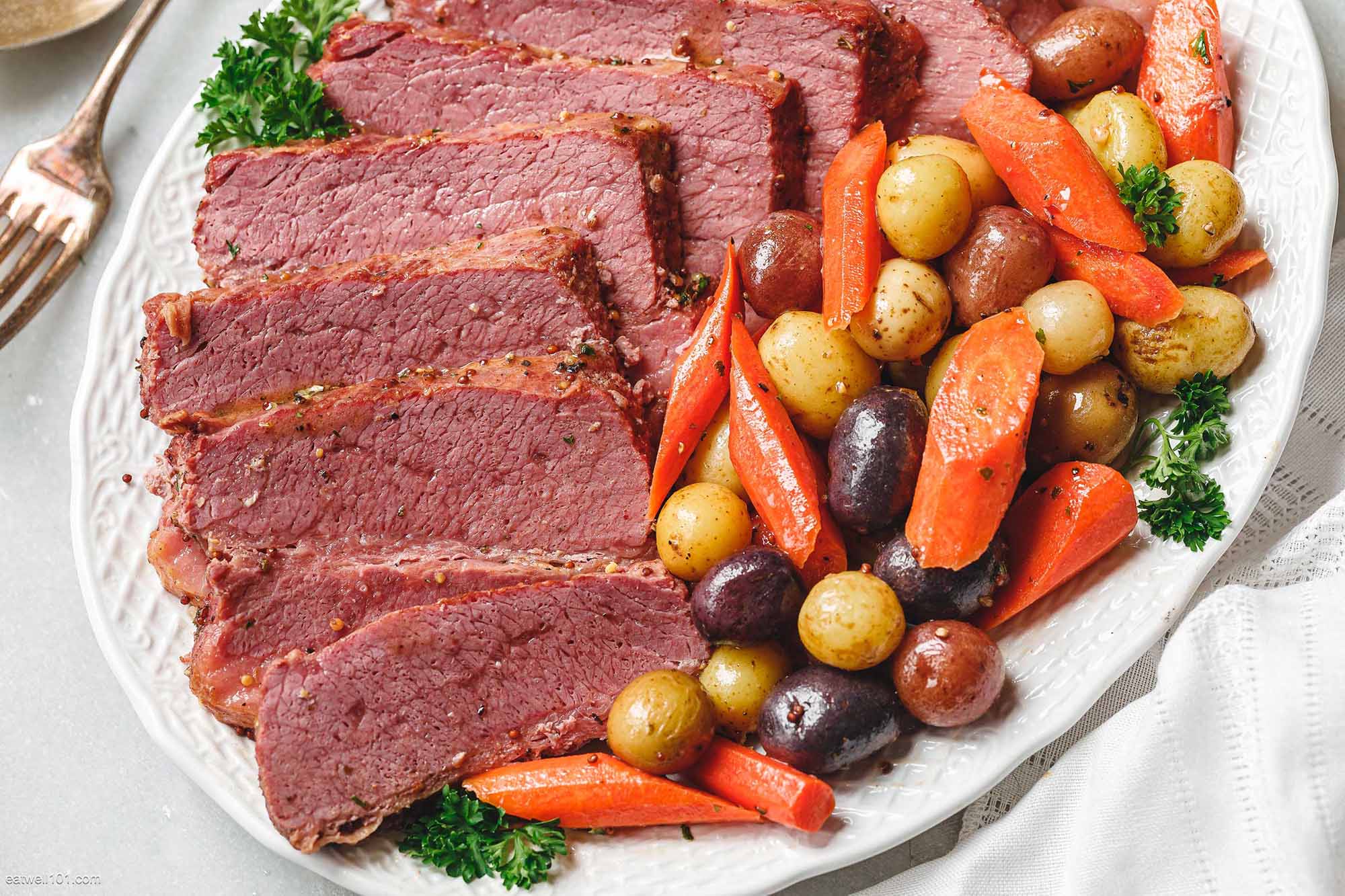 how-to-cook-corned-beef-brisket-in-a-pressure-cooker