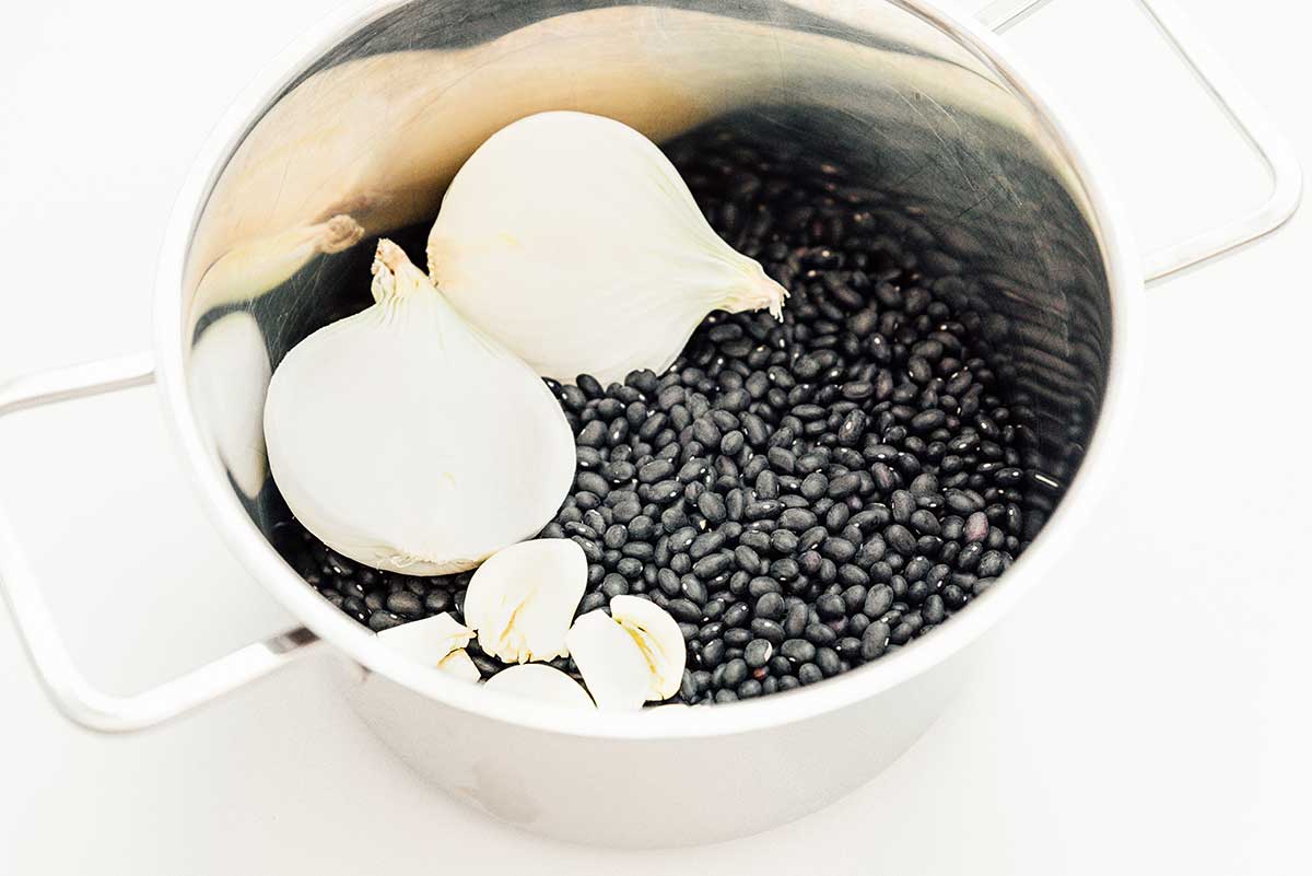 how-to-cook-dry-black-beans-fast