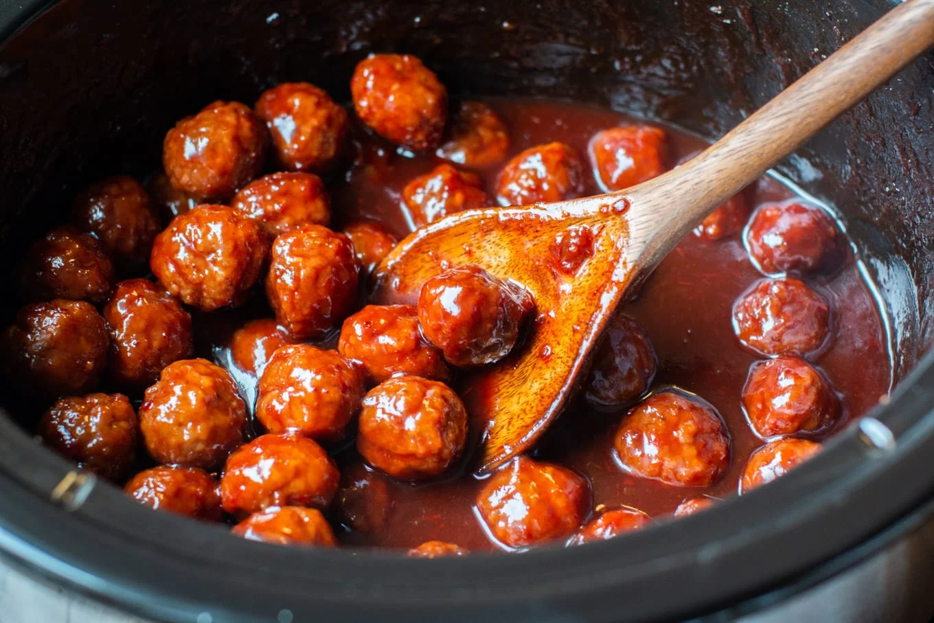 how-to-cook-frozen-meatballs-in-the-crockpot