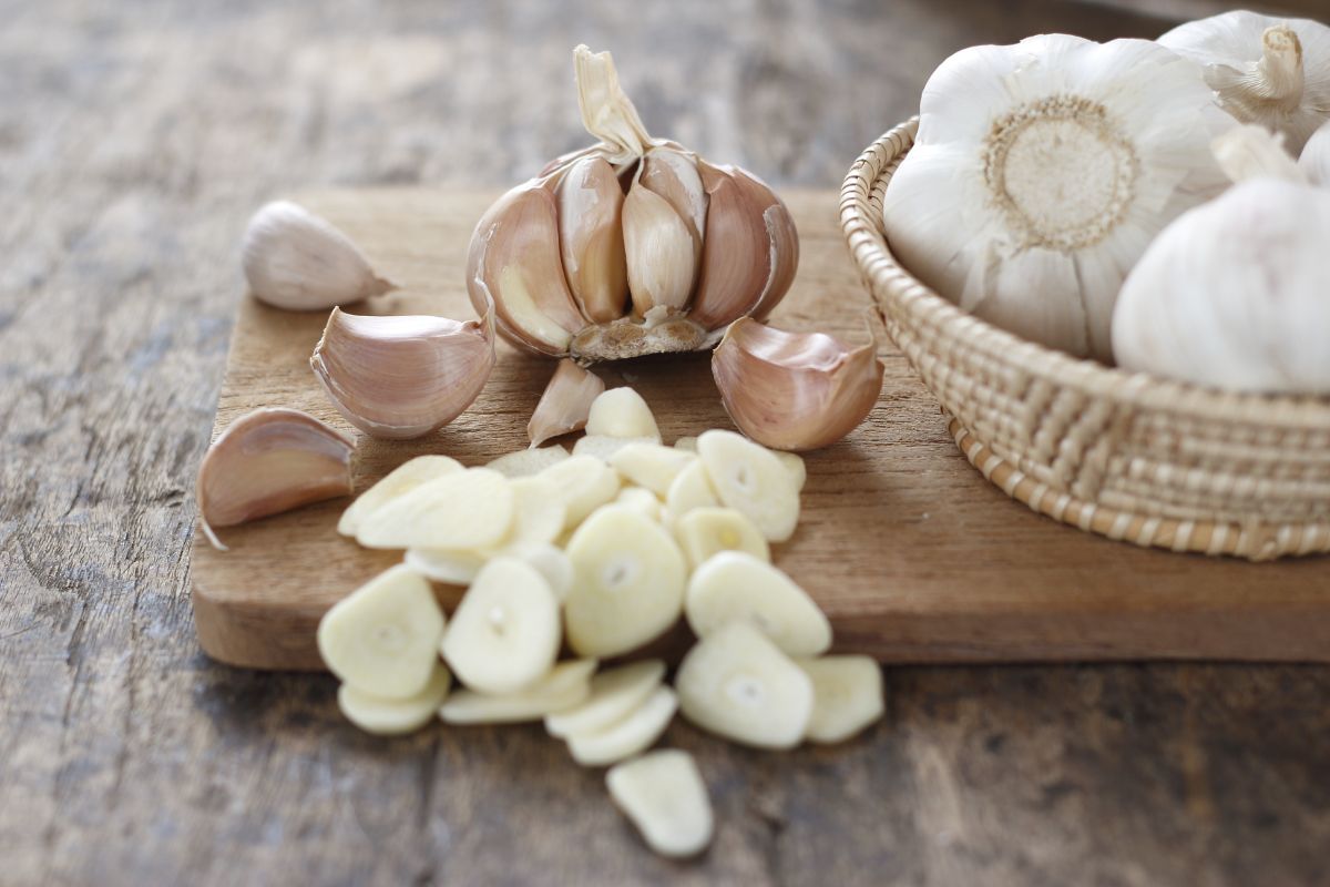 how-to-cook-garlic-in-the-microwave