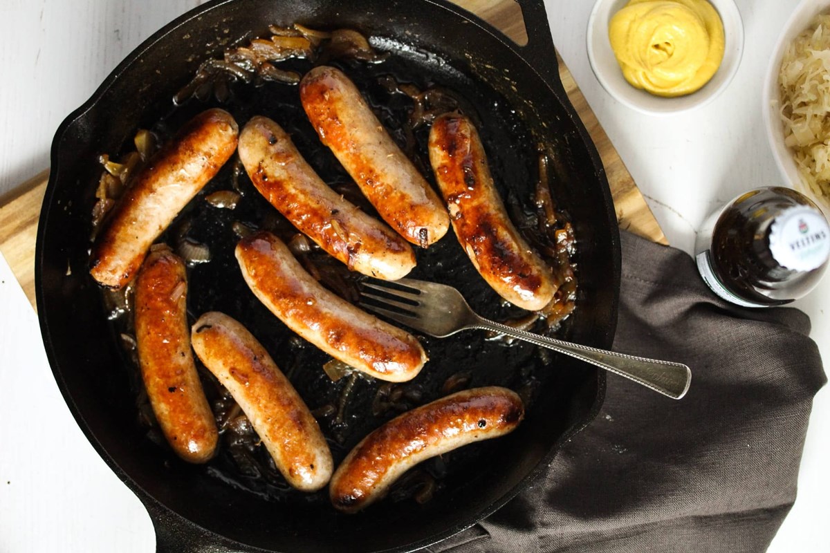 how-to-cook-german-sausage-on-stove