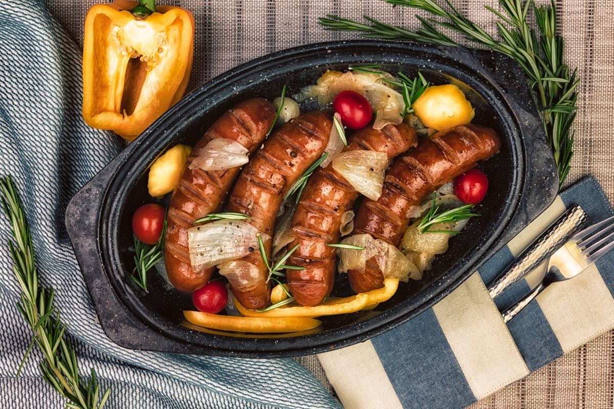 how-to-cook-hot-sausage-on-stove